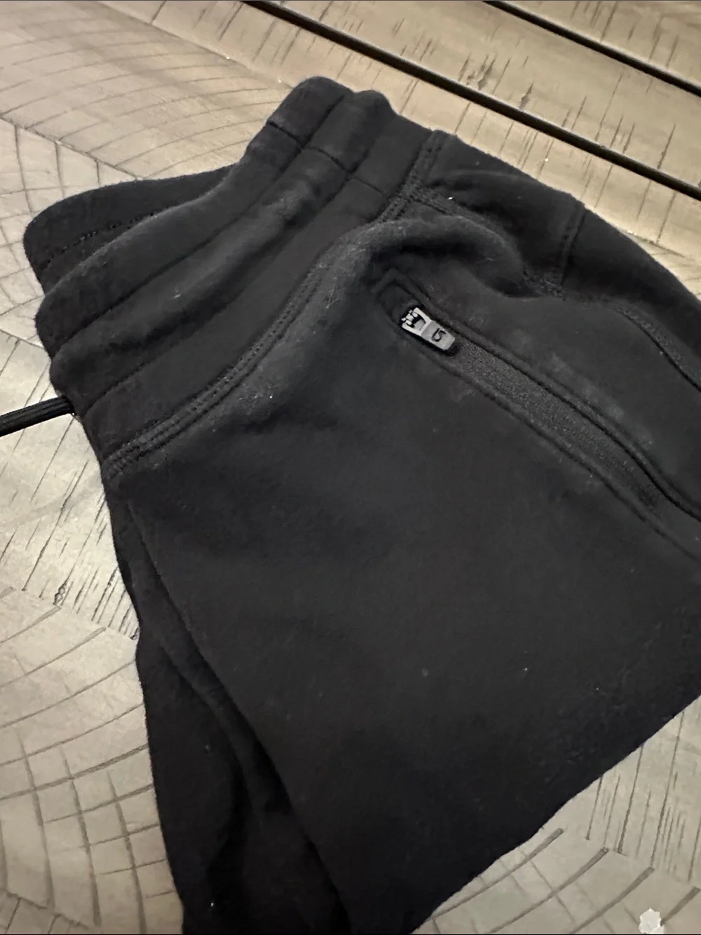 GAP Black Drawstring Athletic Shorts with Zip Pockets